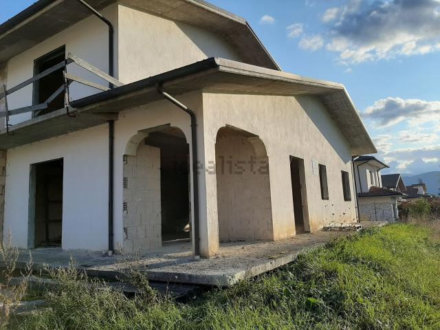 Casa in vendita a Scurcola Marsicana, Abruzzo