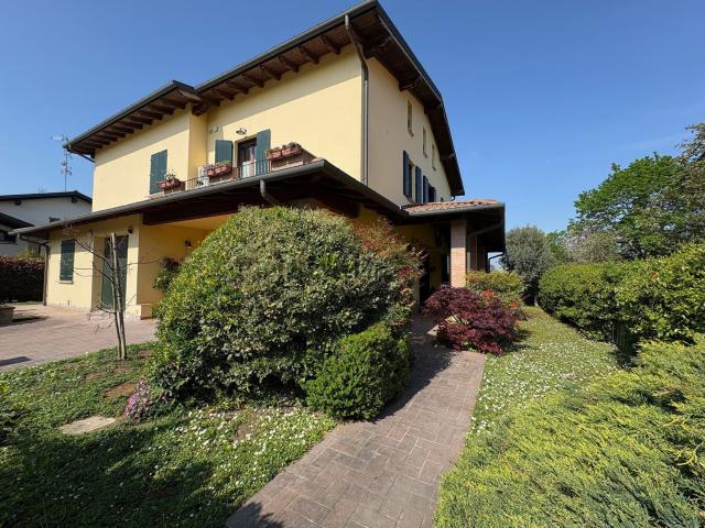 Casa in vendita a Unione Terre d'Acqua, San Giovanni In Persiceto