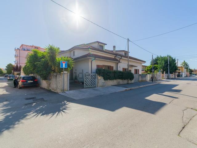 Casa in vendita a Rancitelli, Pescara