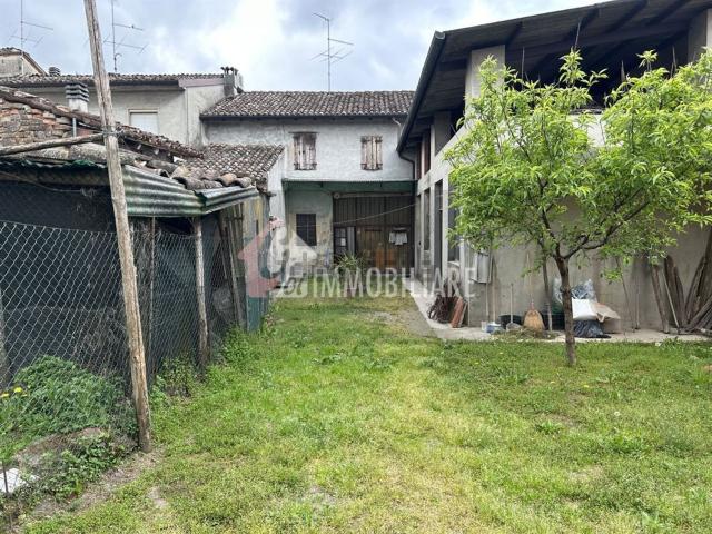 Casa in vendita a Rivarolo Mantovano, Mantova