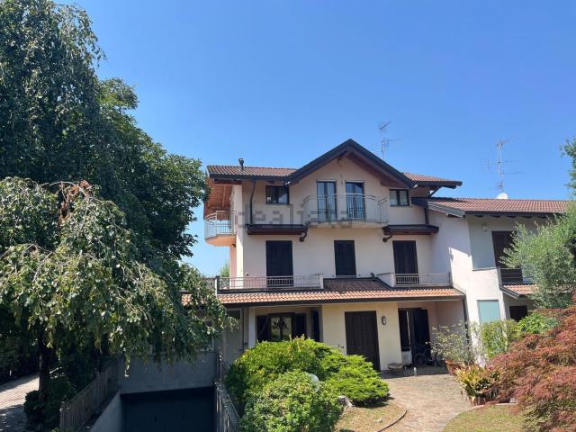 Casa in vendita a Garbagnate Monastero, Lombardia