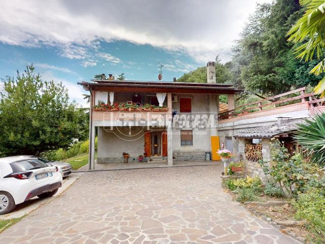 Casa in vendita a Unione dell'Appennino Bolognese, Castel D'aiano