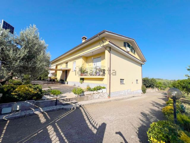 Casa in vendita a Roma Capitale, Lazio