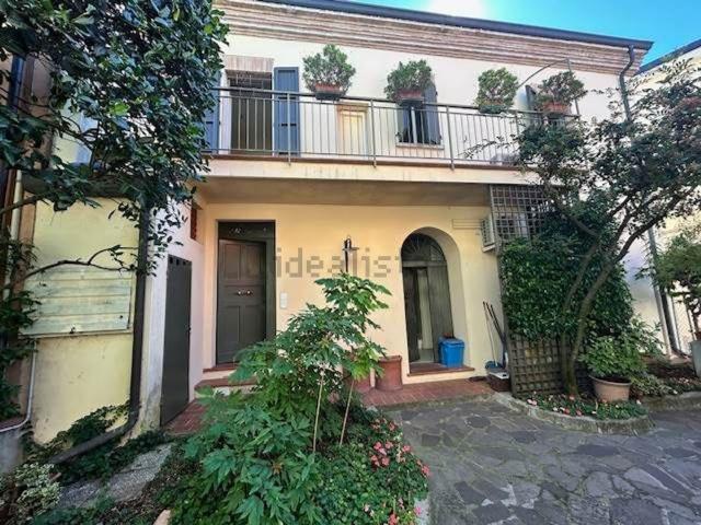 Casa in vendita a Riccione, Reggio Emilia