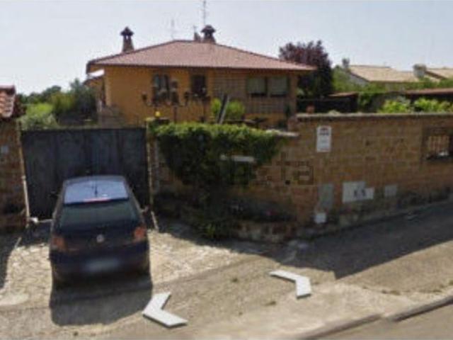 Casa in vendita a Fabrica Di Roma, Lazio