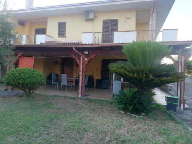 Casa in vendita a Calabria, Cosenza
