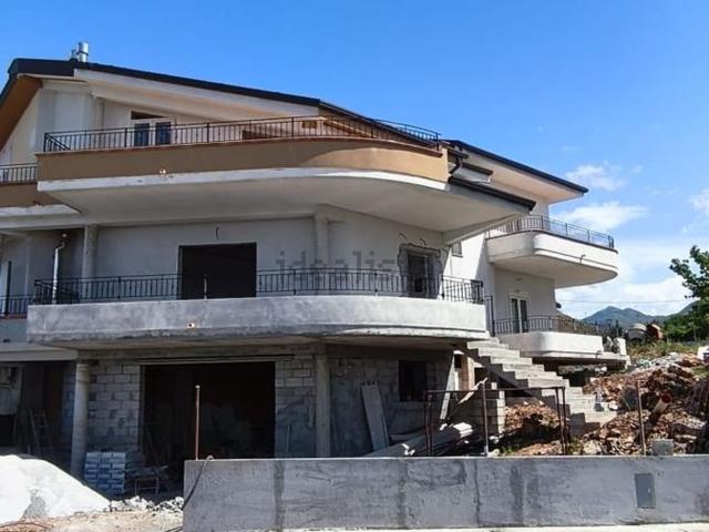Casa in vendita a Calabria, Cosenza