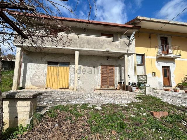 Casa in vendita a Valle del Pantano, Roma Capitale