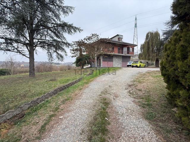 Casa in vendita a Piemonte, Asti