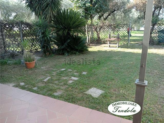 Casa in vendita a Dogana, Luni