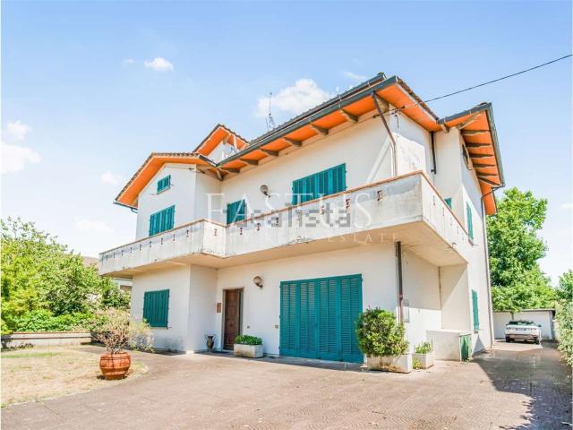 Casa in vendita a Quarrata, Pistoia