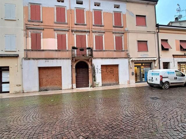 Casa in vendita a Unione delle Terre d'Argine, Novi Di Modena