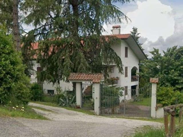 Casa in vendita a Vallefoglia, Marche
