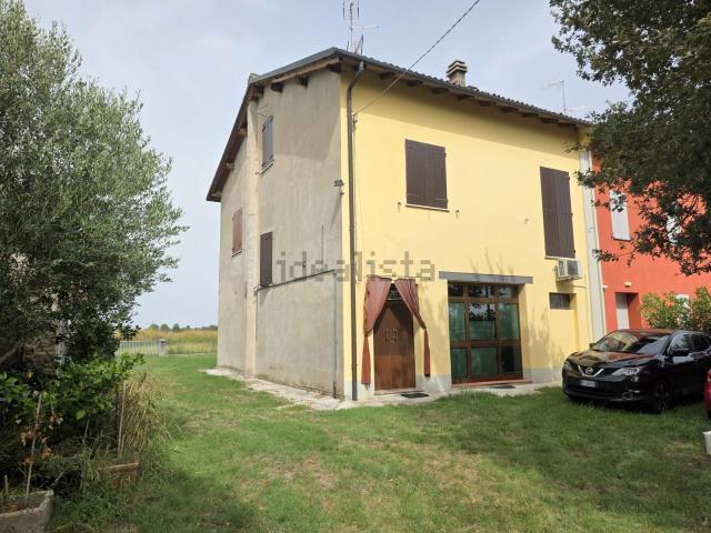 Casa in vendita a Crevalcore, Bologna