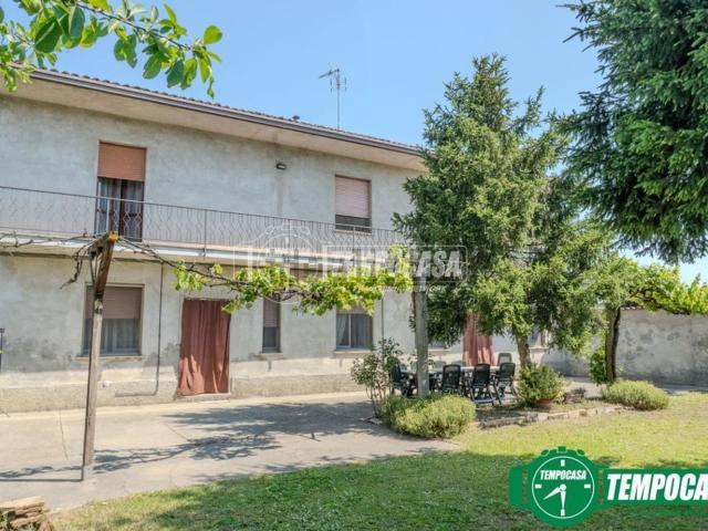 Casa in vendita a Salvirola, Lombardia