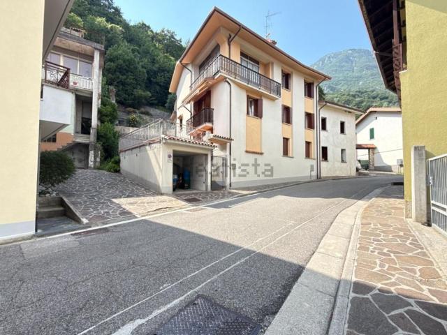 Casa in vendita a Trasaghis, Friuli-Venezia Giulia