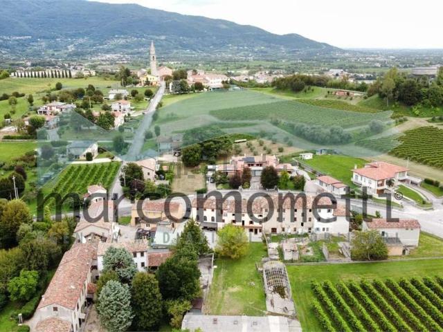 Casa in vendita a Colle Umberto, Veneto