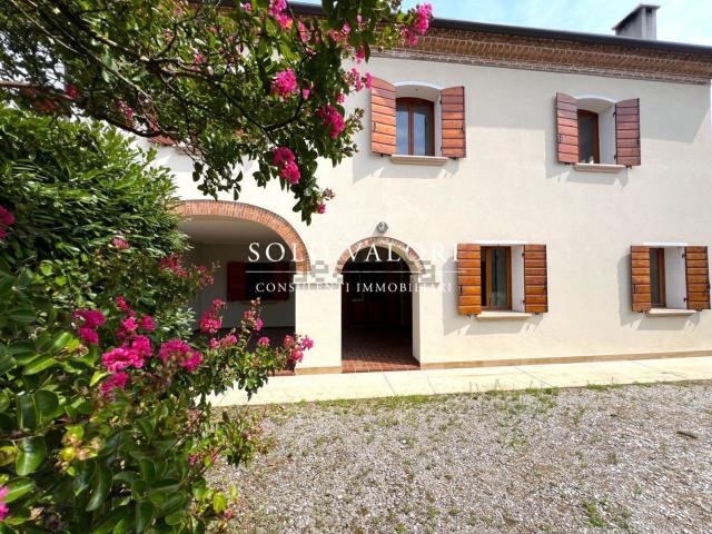 Casa in vendita a Vedelago, Veneto