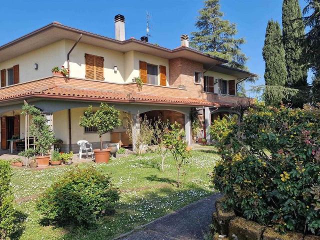 Casa in vendita a Unione di Comuni della Romagna Forlivese, Quattro