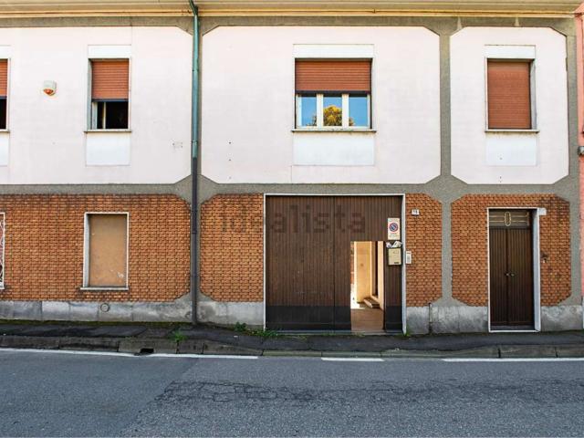 Casa in vendita a Castano Primo, Lombardia