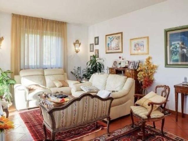 Casa in vendita a Perticata, Carrara