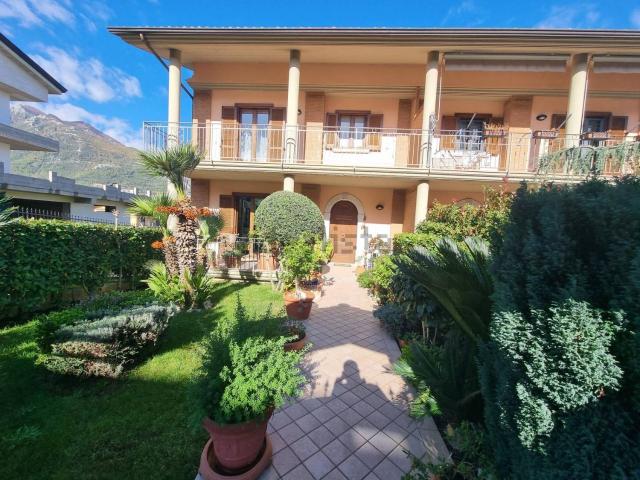 Casa in vendita a Avellino, Campania