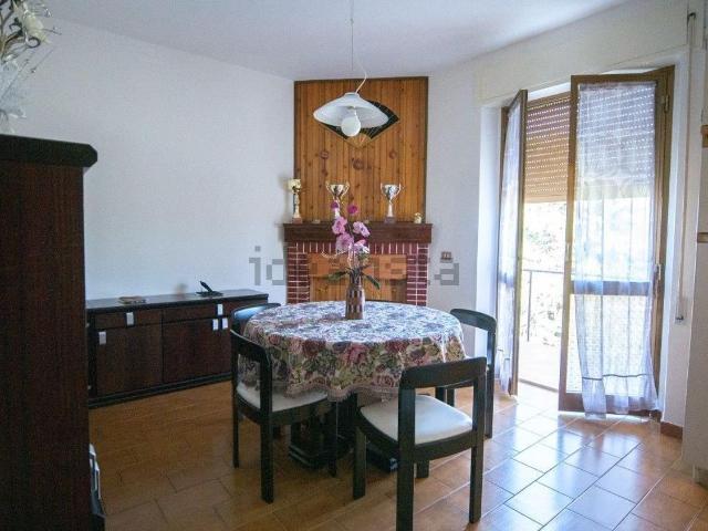 Casa in vendita a Marche, Ancona