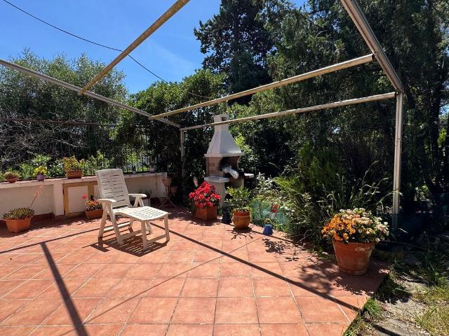 Casa in vendita a Montemazzano, Piombino