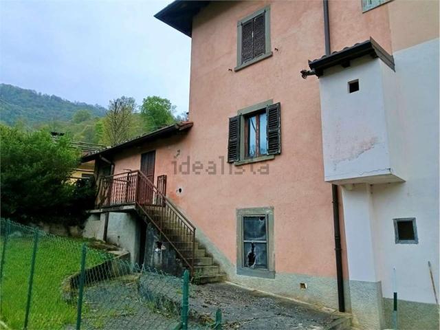 Casa in vendita a Comunità Montana della Valle Brembana, Val Brembilla