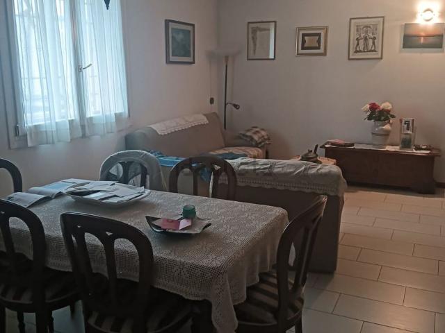 Casa in vendita a Modena