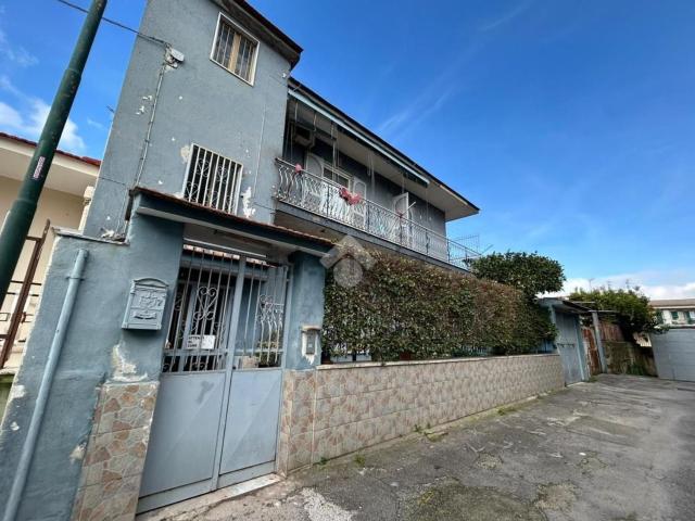 Casa in vendita a Casoria, Campania