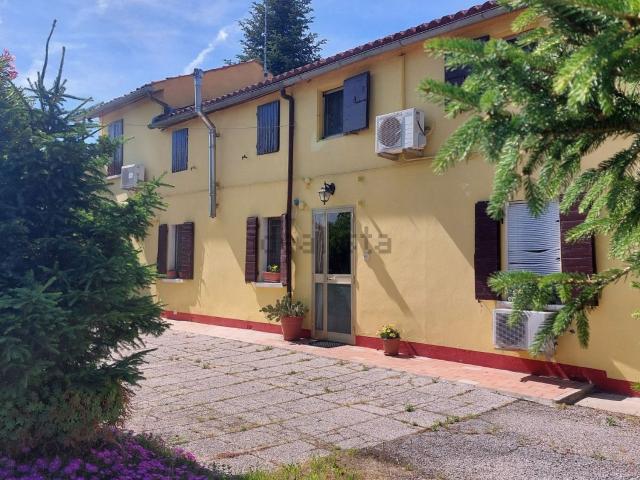 Casa in vendita a Ferrara, Reggio Emilia