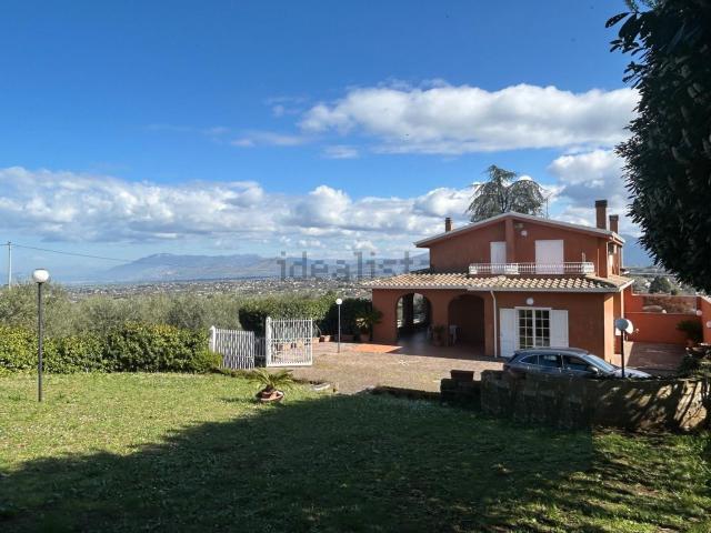Casa in vendita a Roma Capitale, Lazio