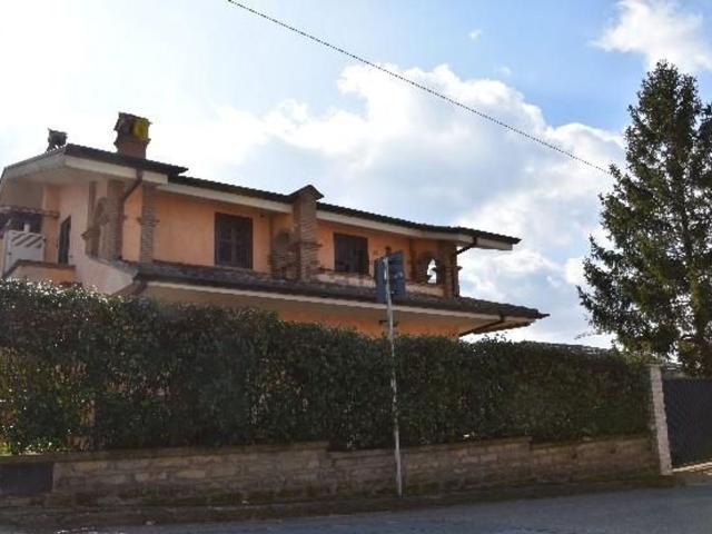 Casa in vendita a Rocca Massima, Lazio
