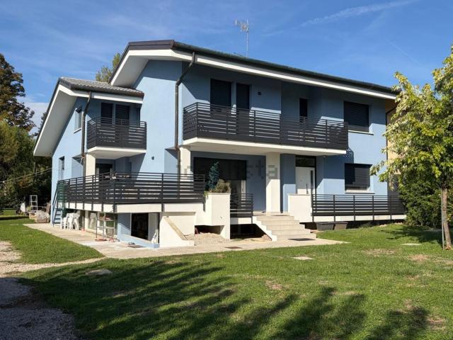 Casa in vendita a Montegrotto Terme, Padova