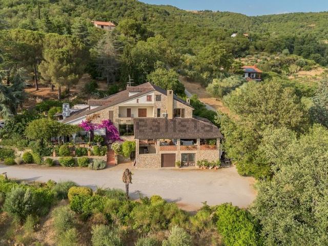 Casa in vendita a Passignano sul Trasimeno, Perugia