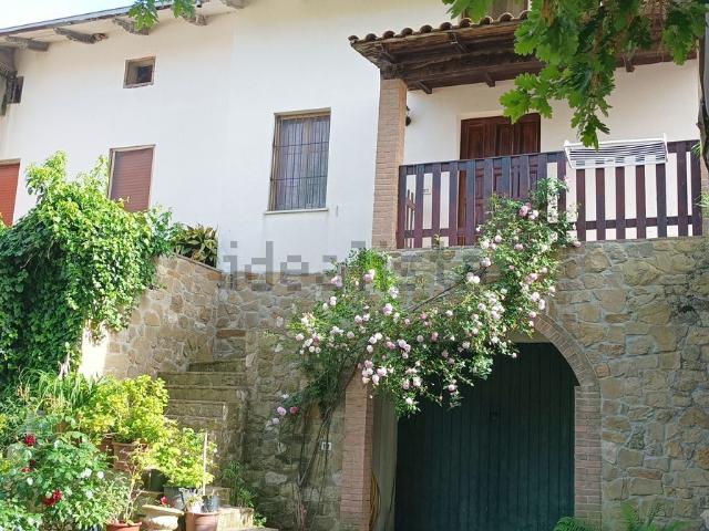Casa in vendita a Assisi, Umbria