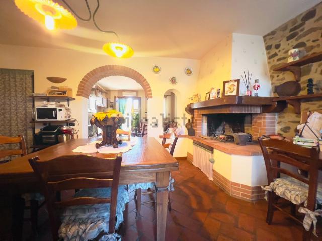 Casa in vendita a San Rocco, Larciano - Castello