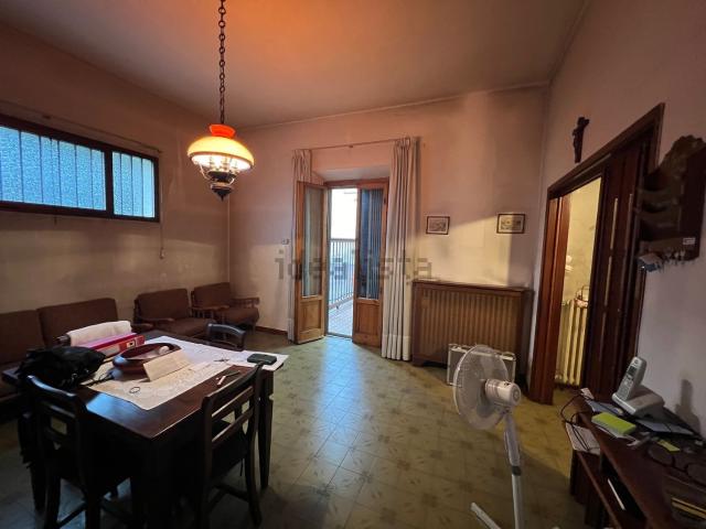 Casa in vendita a Campi Bisenzio, Toscana