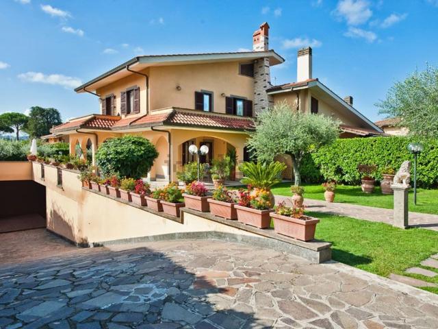 Casa in vendita a Squarciarelli, Roma Capitale