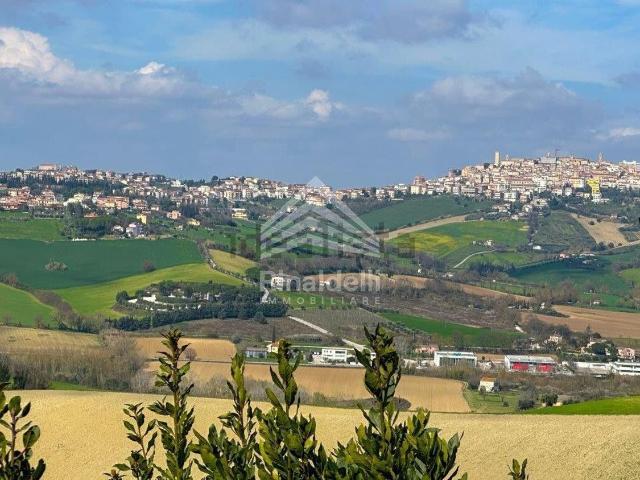Casa in vendita a Marche, Fermo