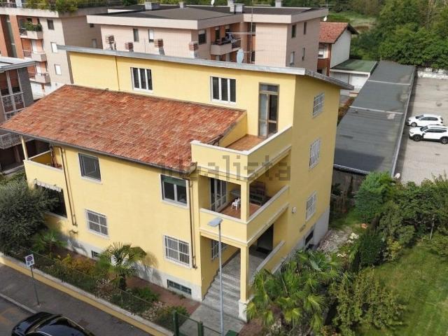 Casa in vendita a Santa Rita, Novara