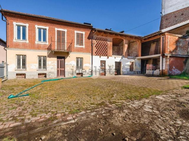 Casa in vendita a Piemonte, Asti
