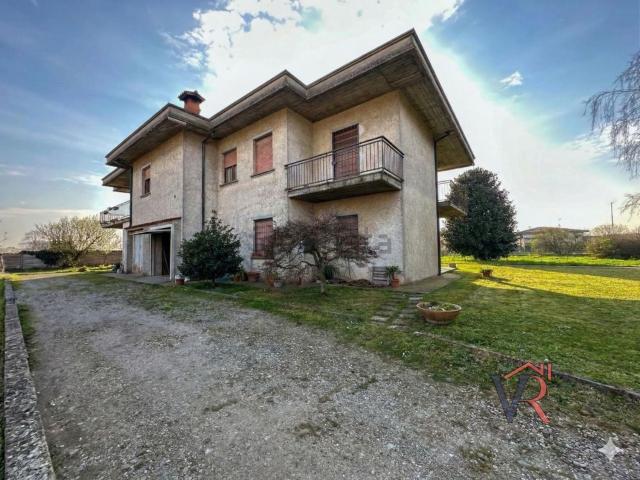 Casa in vendita a Unione dei Comuni Bassa Bresciana Occidentale, Orzinuovi