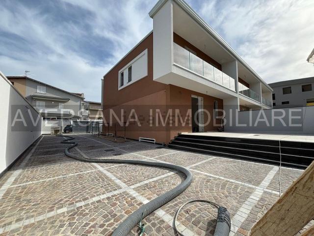 Casa in vendita a Parete, Campania