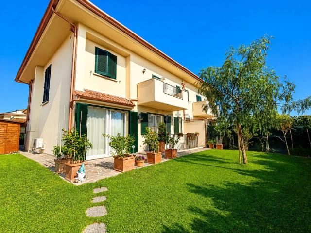 Casa in vendita a Sugherella, Monte Argentario