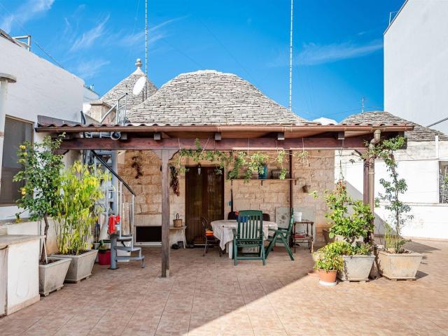 Casa in vendita a Puglia, Bari