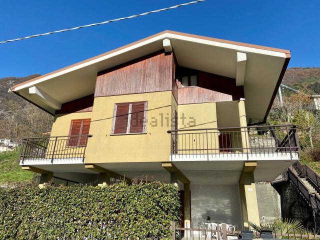 Casa in vendita a Dubino, Lombardia