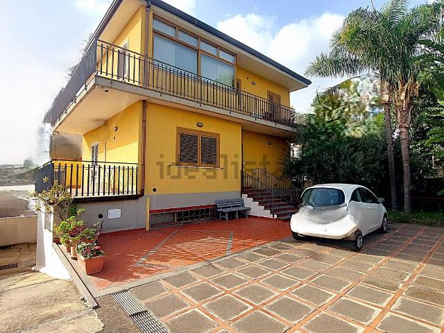 Casa in vendita a Riposto, Sicilia