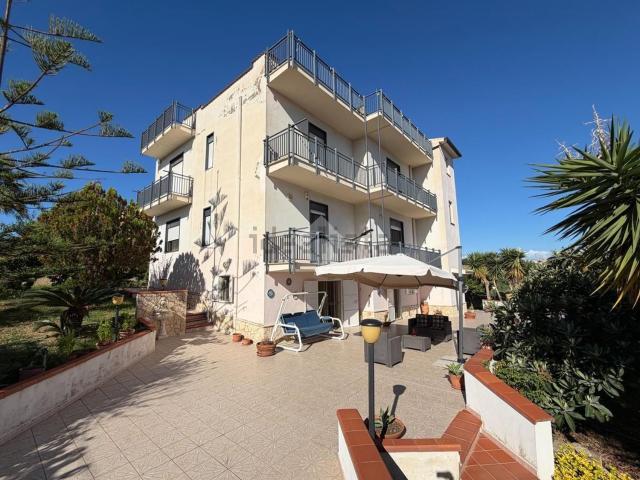 Casa in vendita a Cannatello, Agrigento